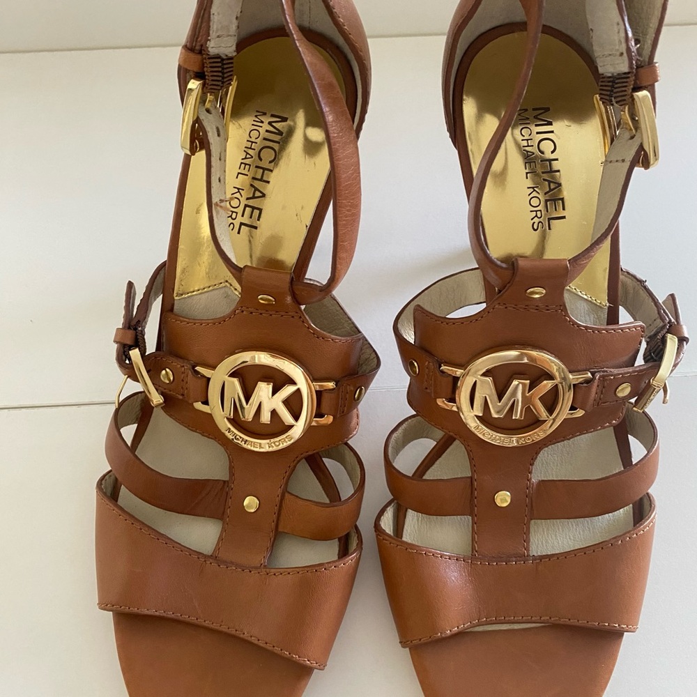 Michael Kors Tan Strappy Sandals with Gold Accents
